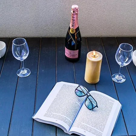 Apartmán Blue Angels - Odyssey Indoor Pool & Năvodari