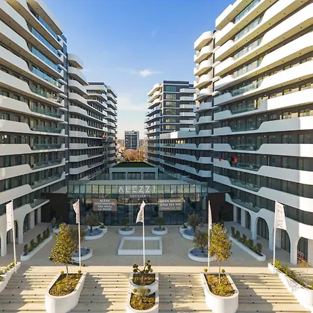 Blue Angels - Odyssey Pool & Apartment Năvodari