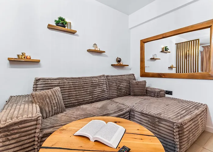 Blue Angels - Odyssey Pool &