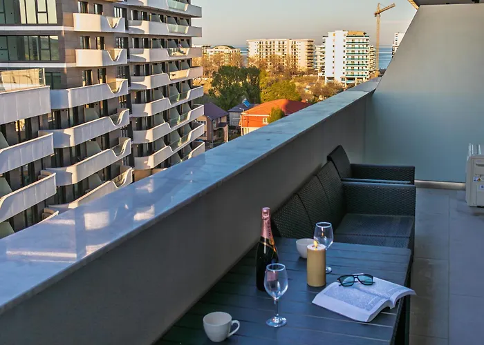 Blue Angels - Odyssey Pool & * Năvodari