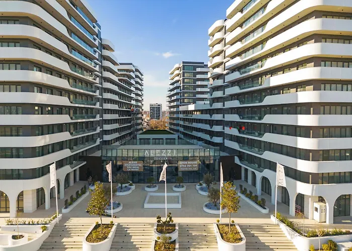 Blue Angels - Odyssey Pool & Apartment Năvodari